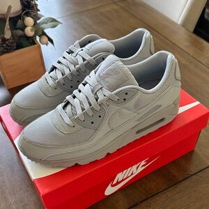 Nike Light Gray Athletic Shoes